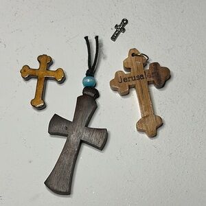 Wooden Cross’s x3 Necklace pendant  with Blue Bead Coachella chunky
